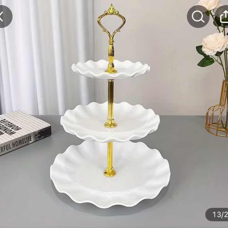 Plateau de présentation ondulé en plastique multi-couches