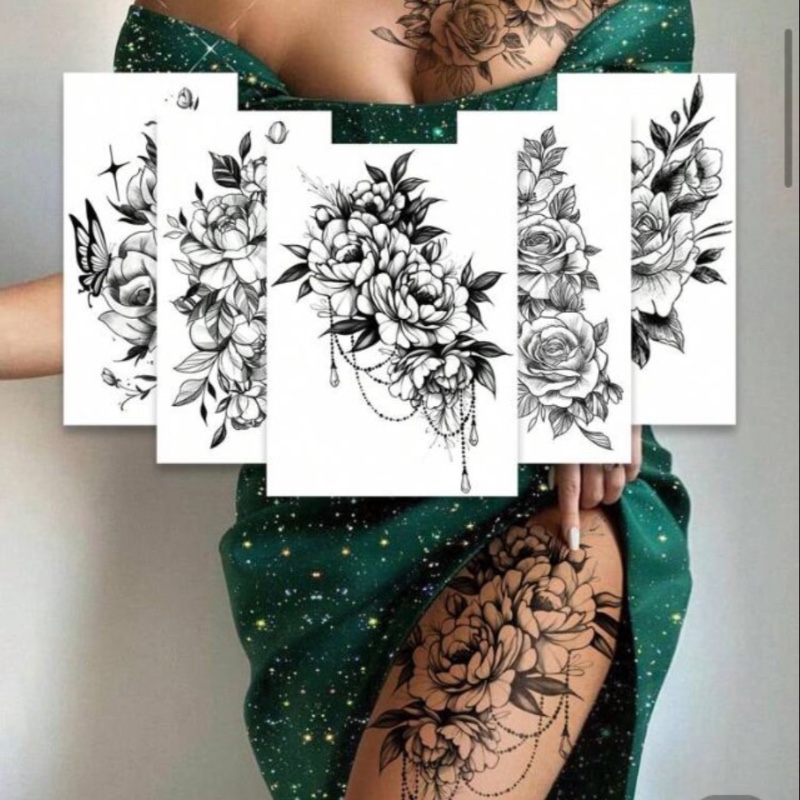 Tatouag e temporaire floral noir à esqui
