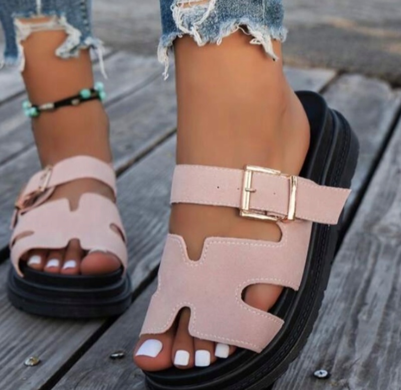 Nouvelles sandales polyvalentes à la mode pour femmes, tailles 36-43, tailles plus antidérapantes et durables, sandales décontractées