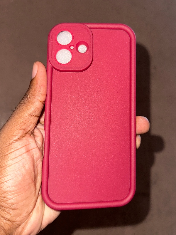 Pochette iPhone 16+