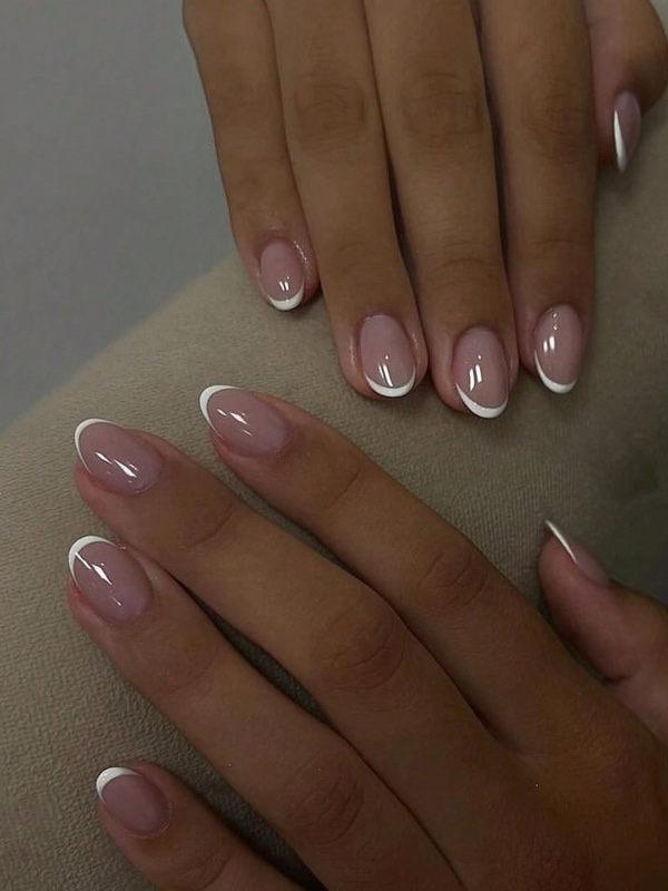 24 pièces Faux ongles blancs français