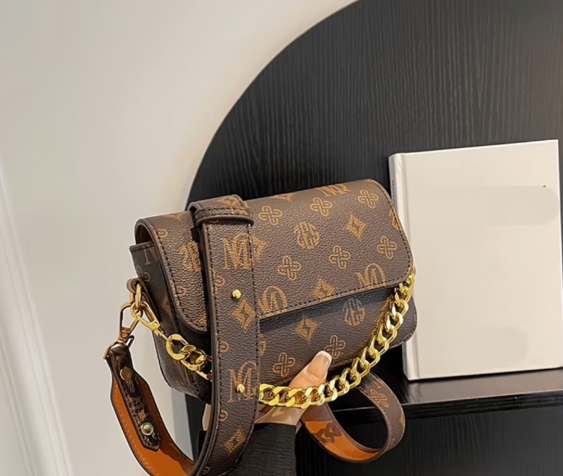 Sac à bandoulière convertible marron café pour femme avec bandoulière chaîne dorée, fermeture magnétique et motif à lettres - Sac bandoulière polyvalent pour le travail, les trajets, le shopping, petit sac bandoulière