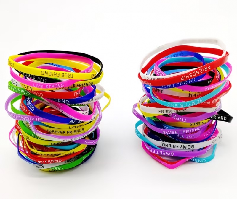 Lot de 50 Pièces de Bracelets en Silicone, Manchette Élastique pour Poignet, Bijoux Mixtes