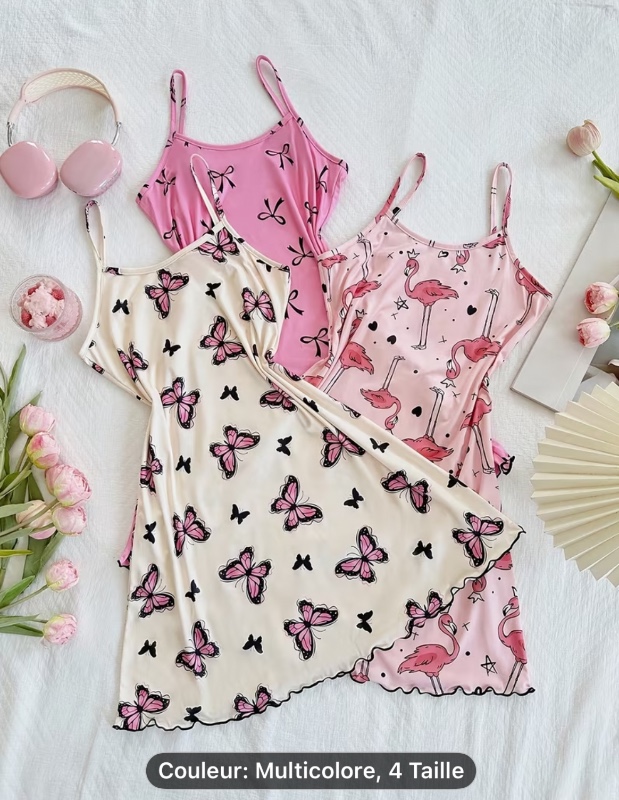 Nouvelle Collection : Ensemble de trois robes de nuit confortables pour femmes, idéales à la maison, avec un nœud et un imprimé flamant rose, à fines bretelles.