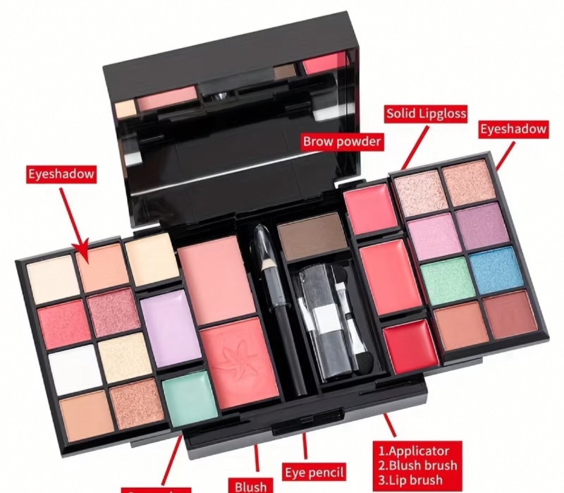 Un ensemble de Cosmétique polyvalent pour les lèvres, les joues et les yeux, comprenant une palette de fards à paupières de 16 couleurs, un blush, un contouring, un eyeliner, un pinceau à lèvres et un miroir
