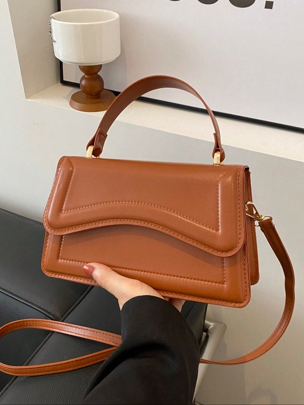 Nouveau petit sac à main carré pour femme en similicuir uni, sac porté épaule simple et tendance pour les sorties, polyvalent avec bandoulière amovible et réglable