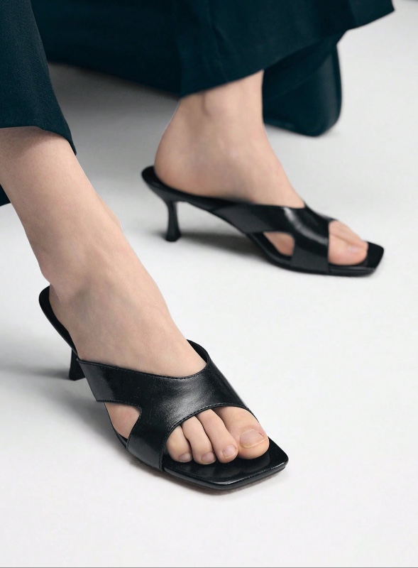 Sandales noires à talons pour femme Mnmlis – Bout carré et talon « kitten heel