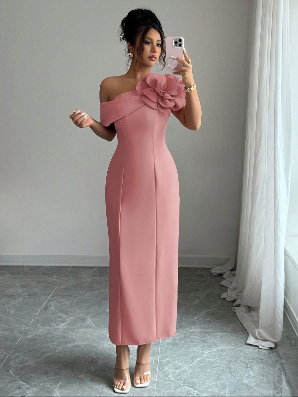 Robe de soirée élégante pour femme Modelyn, style français, avec épaule asymétrique et motif floral.